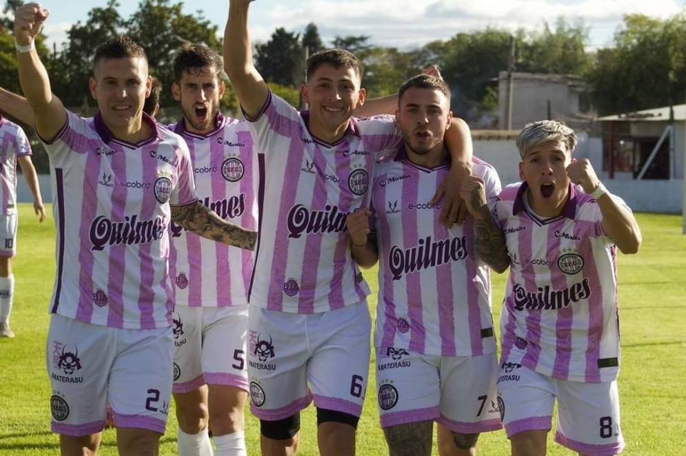 La visita celebr&oacute; la victoria con todo en&nbsp;el&nbsp;Ar&iacute;n.