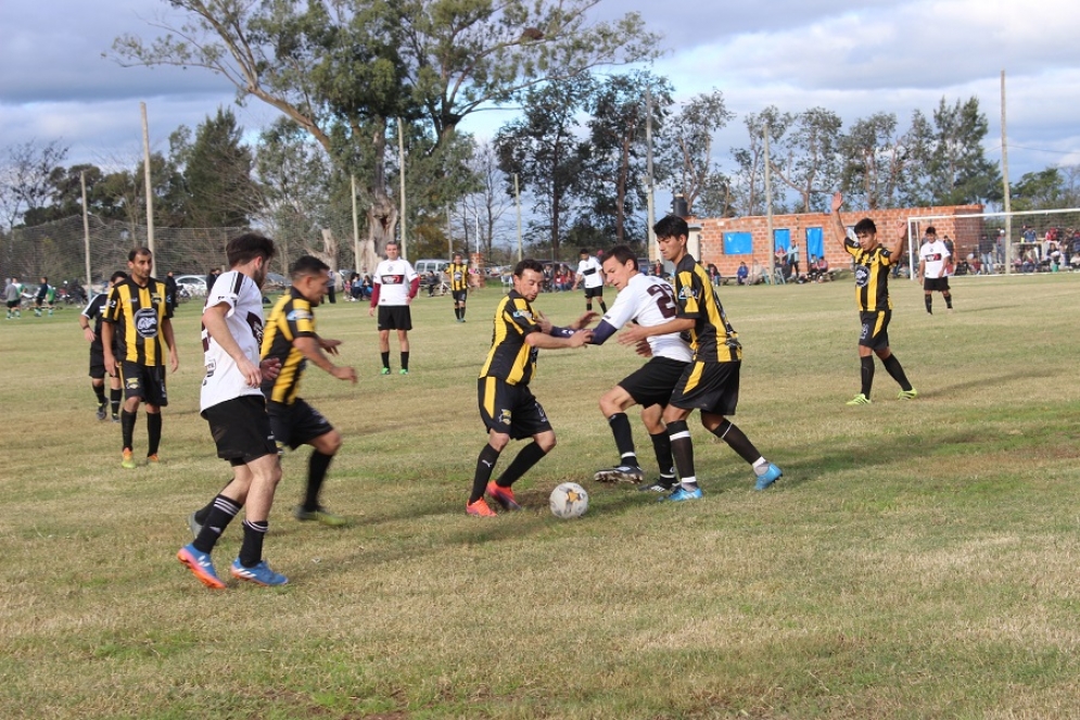 Im&aacute;genes y Testimonios de La Liga Ca&ntilde;uelense de f&uacute;tbol
