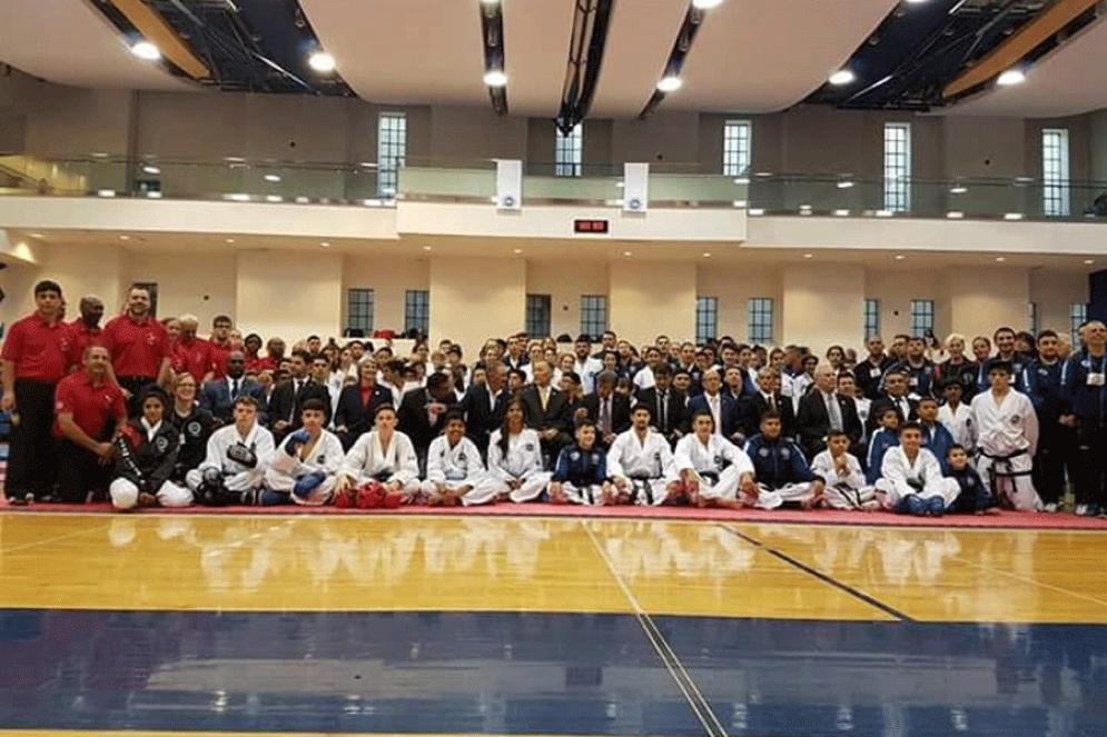 La delegaci&oacute;n argentina completa.