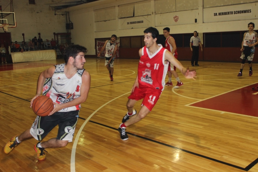 Ca&ntilde;uelas derrot&oacute; a Talleres (RE) 67-59