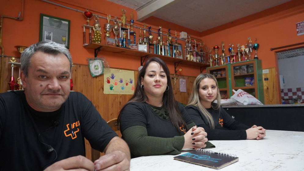 Arias, Fabrizio y Delfina Gigena, responsable de comunicaci&oacute;n. La actividad fue organizada por el Instituto de Formaci&oacute;n en Salud.