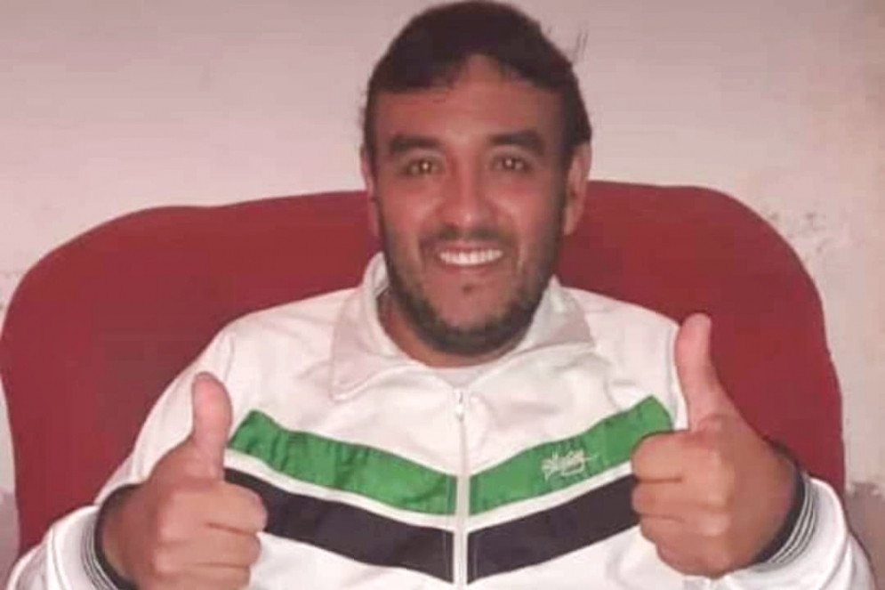 Pulgar arriba. "En casa es otra cosa"