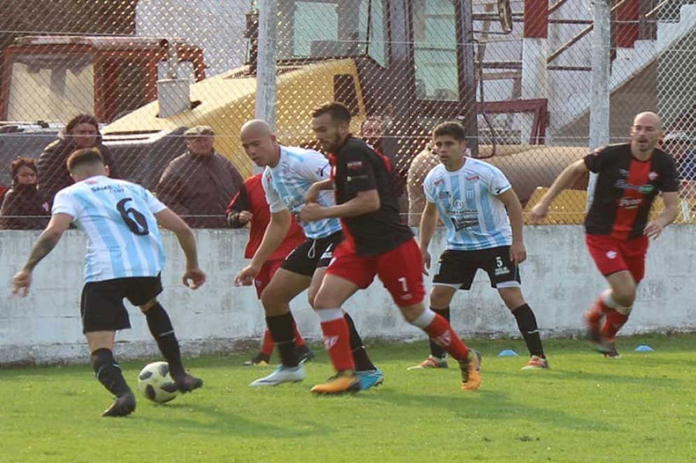 S&aacute;nchez entre tres rivales.