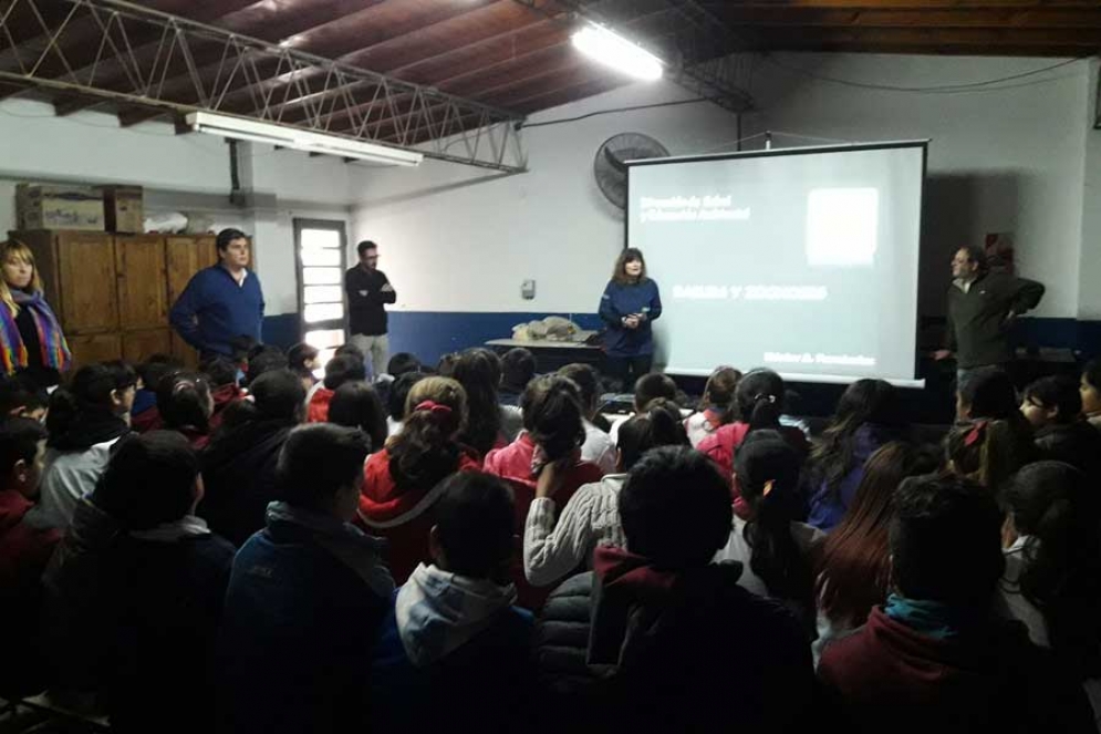 Trabajos en conjunto entre el municipio y Acumar