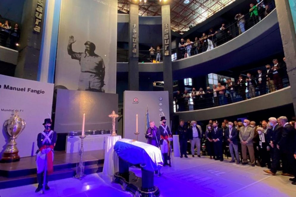 Rub&eacute;n Fangio, detall&oacute; el reconocimiento en NacPop TV.