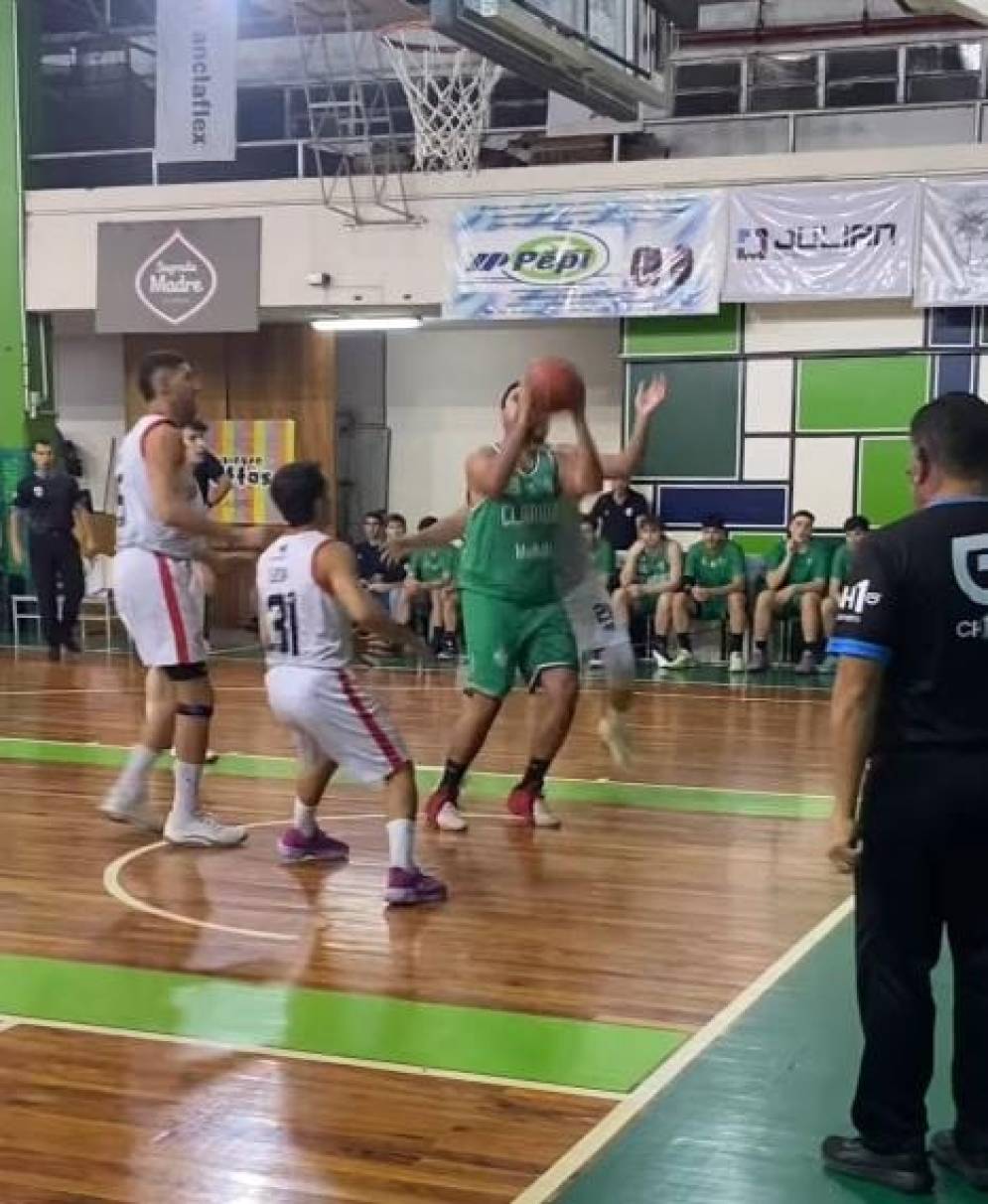 Al Tambero le cuesta todo.