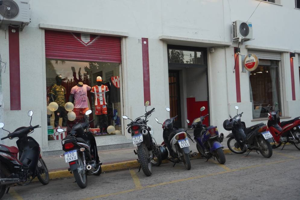 El s&aacute;bado visita a Liniers desde las 17 con transmisi&oacute;n de la Fm88.1.