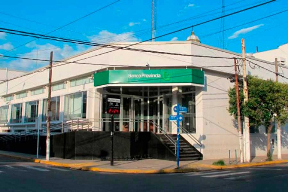 La sede del Banco Provincia en Ca&ntilde;uelas. 