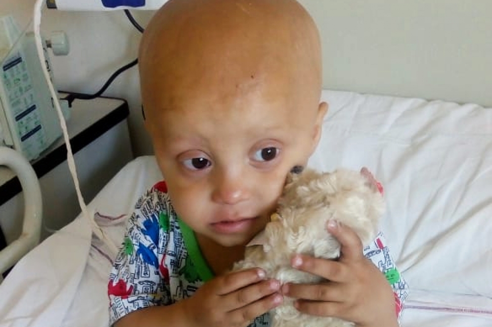 Matheo es fan&aacute;tico de River y del f&uacute;tbol.