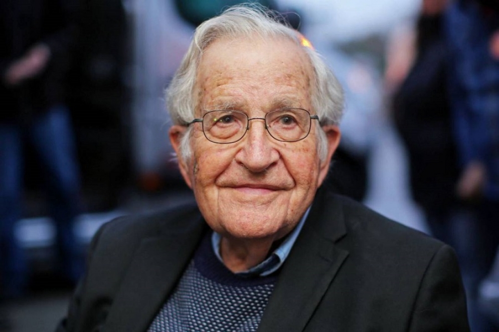Chomsky es uno de los principales oradores.