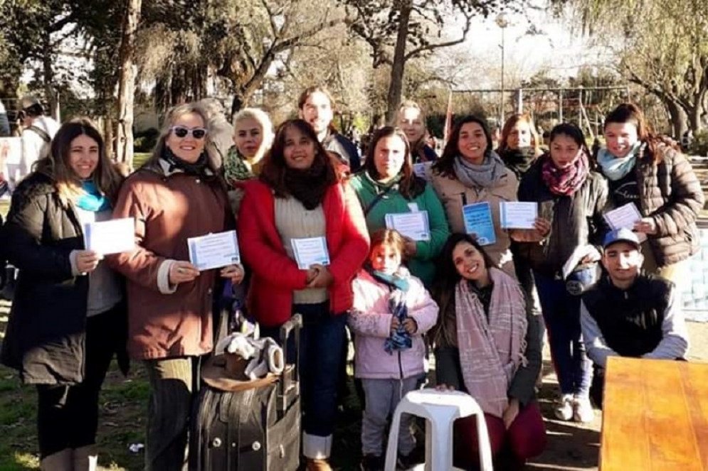 Los participantes  recibieron un reconocimiento.