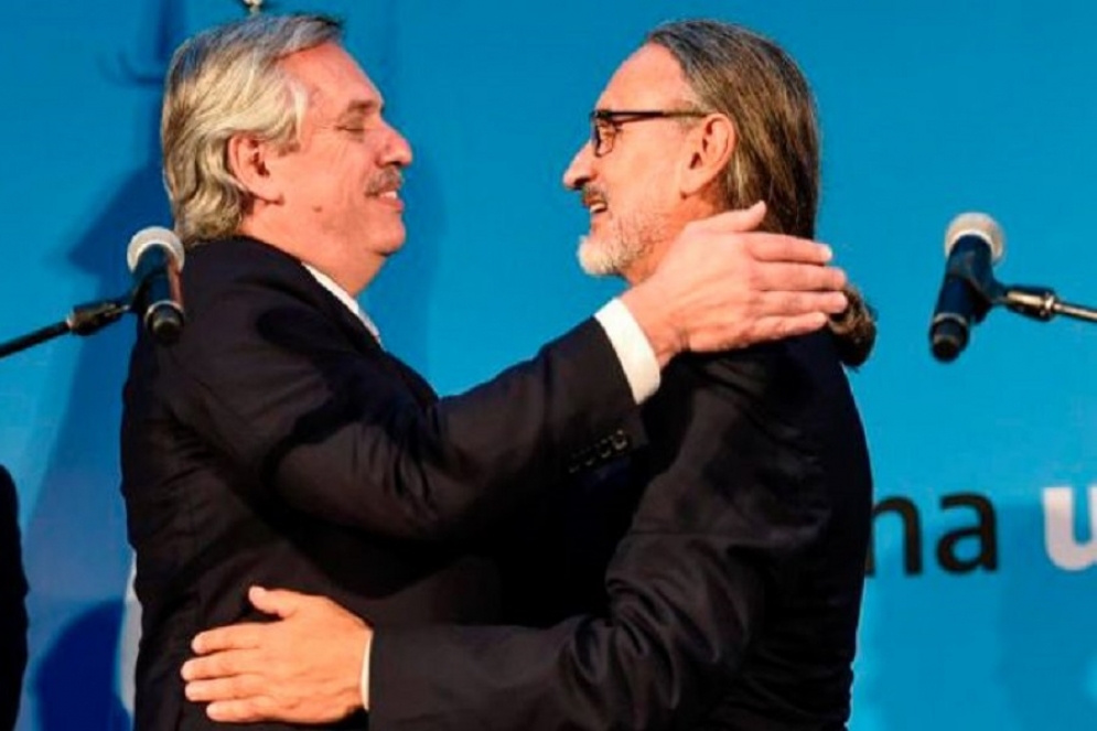  El presidente Alberto Fern&aacute;ndez y el ministro de Agricultura, Ganader&iacute;a y Pesca, Luis Basterra.