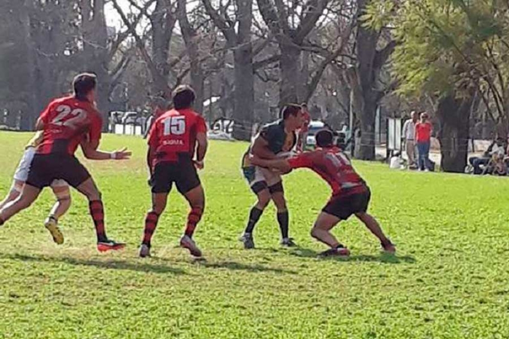 Ag&oacute;nico triunfazo de Las Ca&ntilde;as