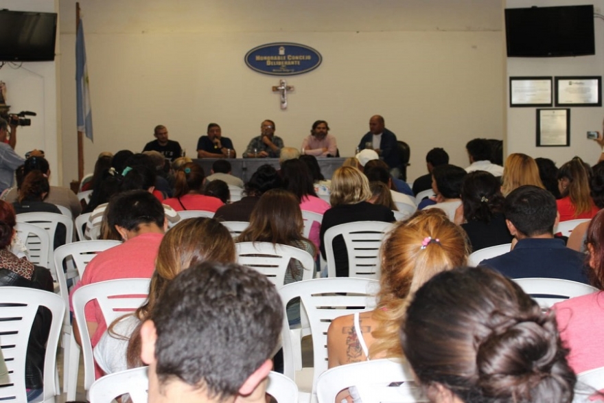 Servicio de luz: Exposici&oacute;n abierta en el HCD