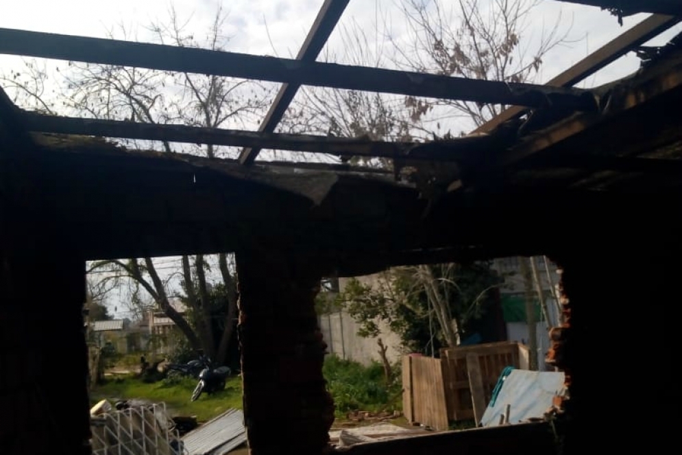 Horas despu&eacute;s la casa fue demolida por completo. 