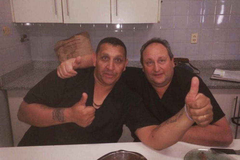 Peralta y Barrena, los dos ambulanciero contagiados.