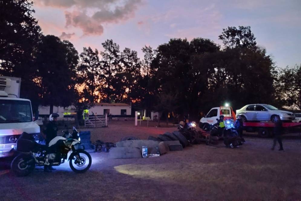 El operativo culmin&oacute; entrada la noche. 