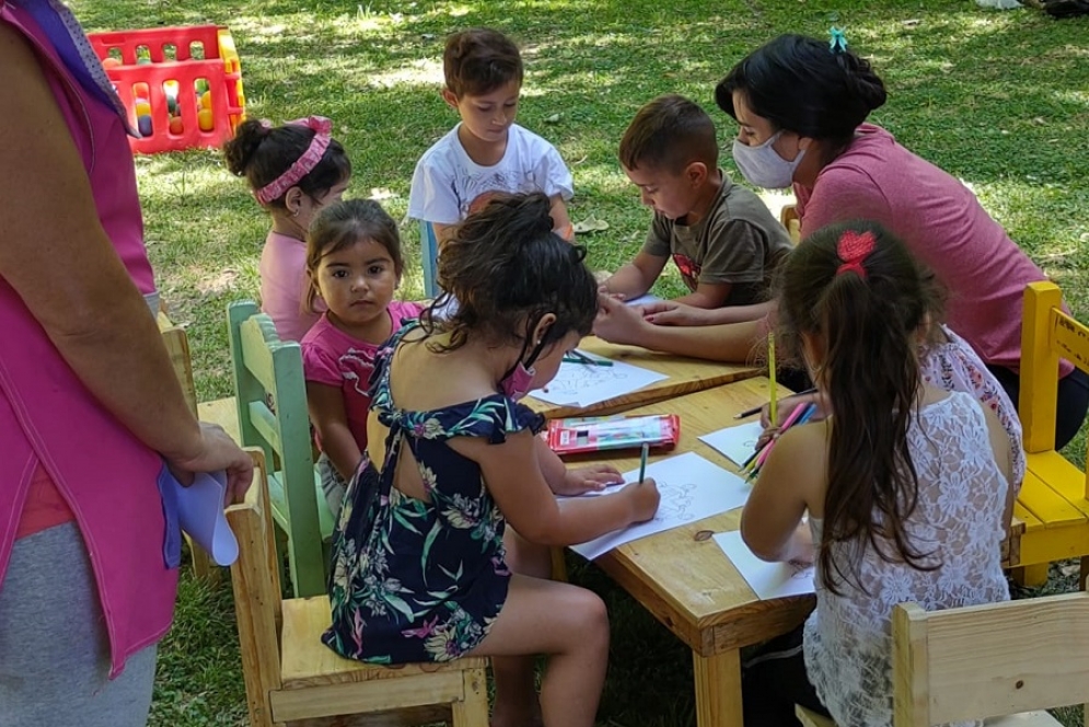 Primer Encuentro de la Ni&ntilde;ez en Ca&ntilde;uelas