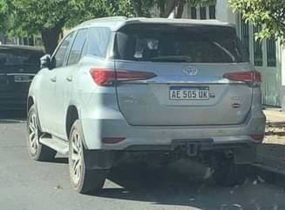 La camioneta Hilux SW4 contin&uacute;a desaparecida.