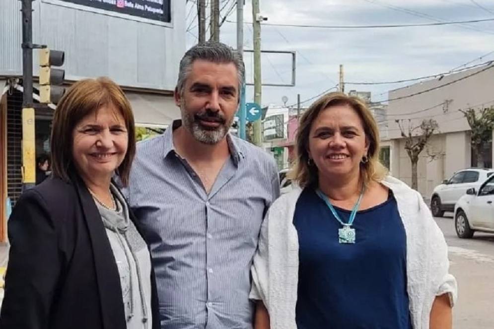Bullrich, &Aacute;lvarez y Blasco.