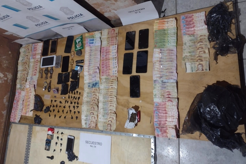 Desbaratan un bunker de drogas en M&aacute;ximo Paz