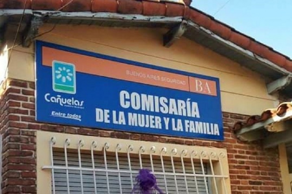 Riedel resalta el acompa&ntilde;amiento que recibi&oacute; por parte de la Comisaria de la Mujer en estos a&ntilde;os.