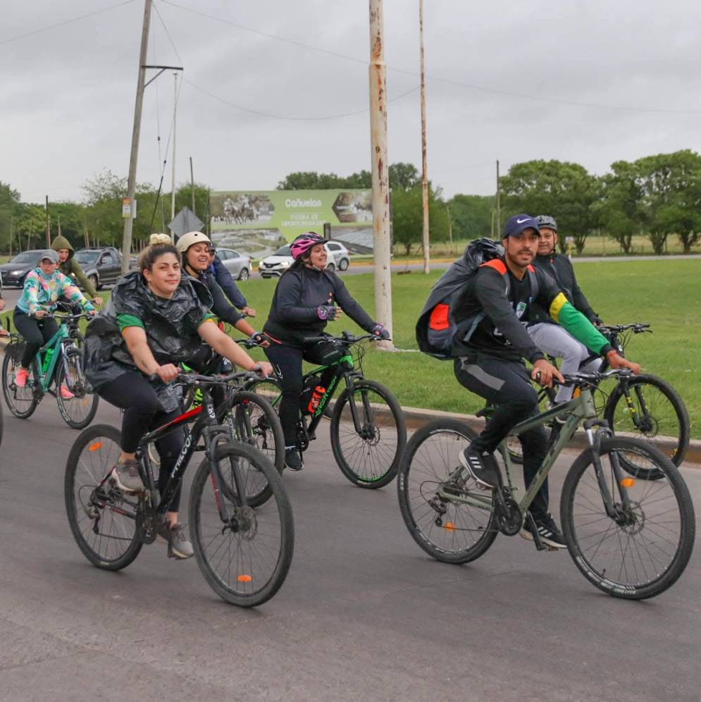 Cada vez m&aacute;s gente utiliza la bici como actividad deportiva.