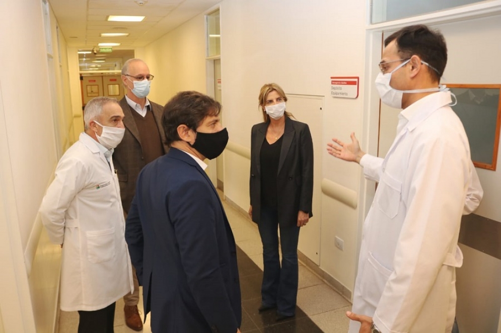 Fassi y Kicillof en la visita del gobernador al Regional. 