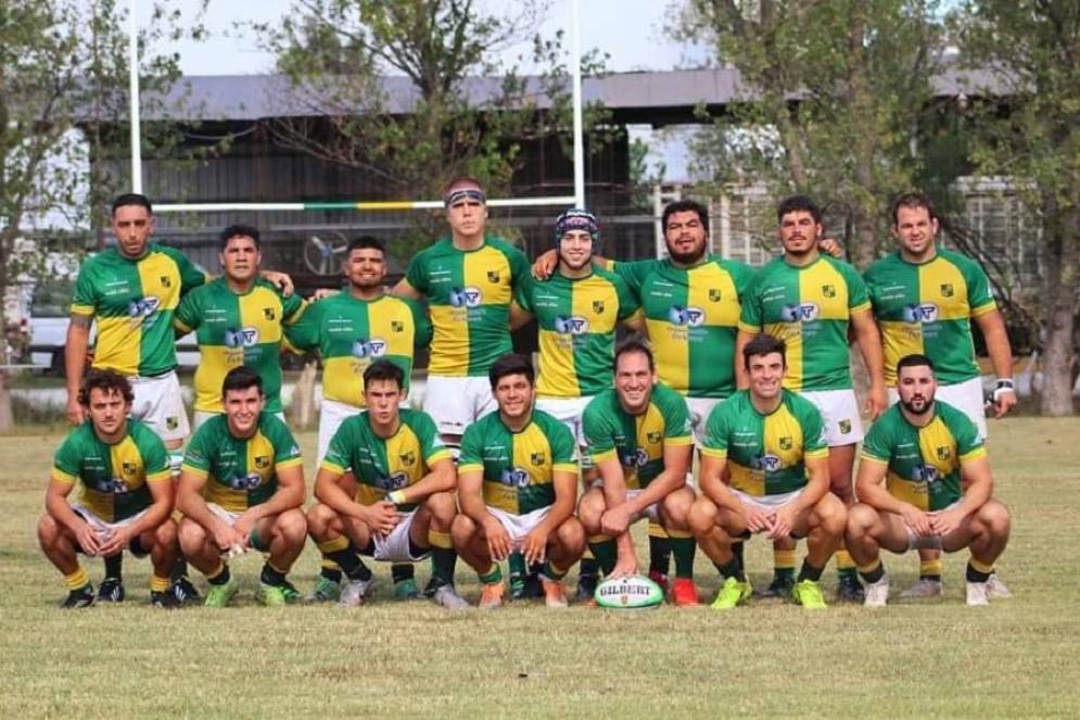 El equipo que debut&oacute; en el campeonato. Ph: redes de Las Ca&ntilde;as.