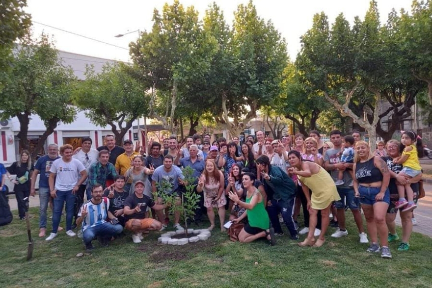 El primer seminario data de 1995 y se reunieron en el Cine Teatro Ca&ntilde;uelas.