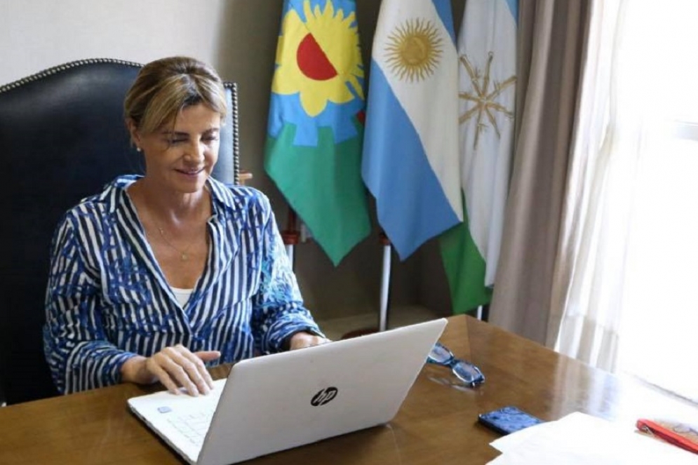 La intendenta comenz&oacute; la semana trabajando en su despacho.