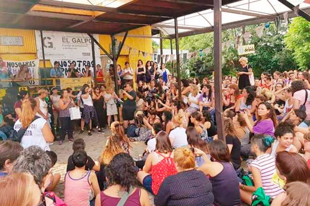 Ca&ntilde;uelenses participaron de la reuni&oacute;n organizativa. 