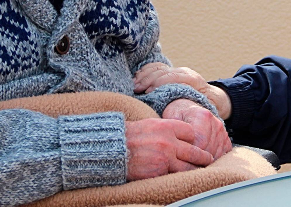 "&iquest;Quien cuida a los que cuidan?", es el puntapi&eacute; de la mateada.