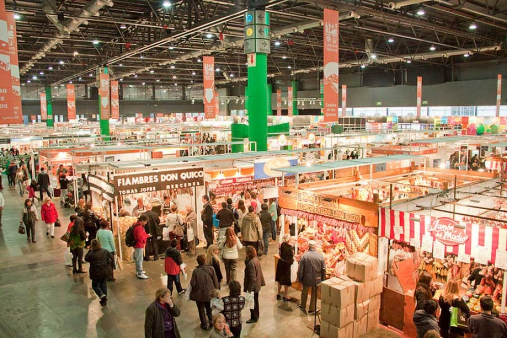 Ca&ntilde;uelas promocion&oacute; su producci&oacute;n en Caminos y Sabores