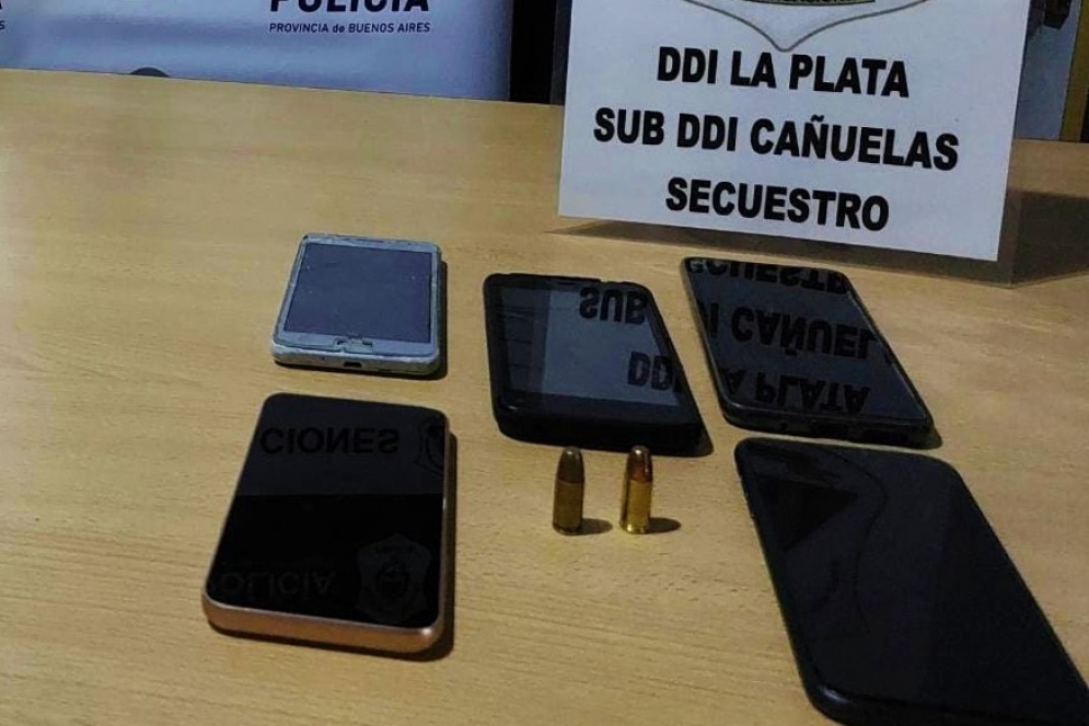 Los elementos incautados por la Subdelegaci&oacute;n de la DDI Ca&ntilde;uelas.