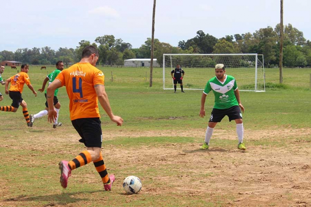 San Esteban le gan&oacute; al El Laurel por 1 a 0. 