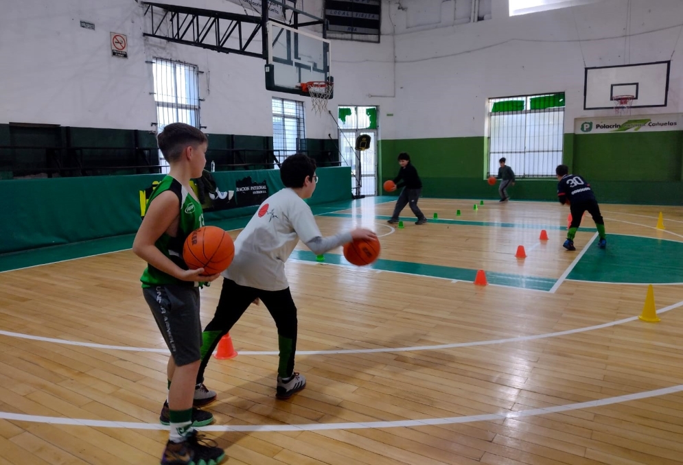 En la &uacute;ltima edici&oacute;n participaron m&aacute;s de 110 equipos masculinos y femeninos de Argentina y Uruguay.