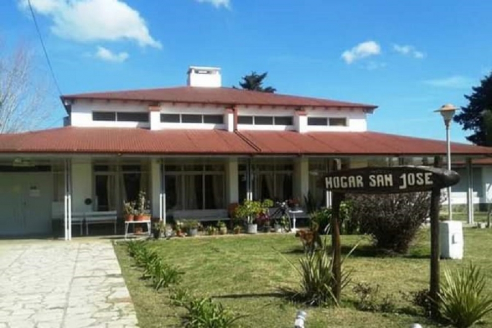 Las instituciones deber&iacute;an dar explicaciones de su accionar.