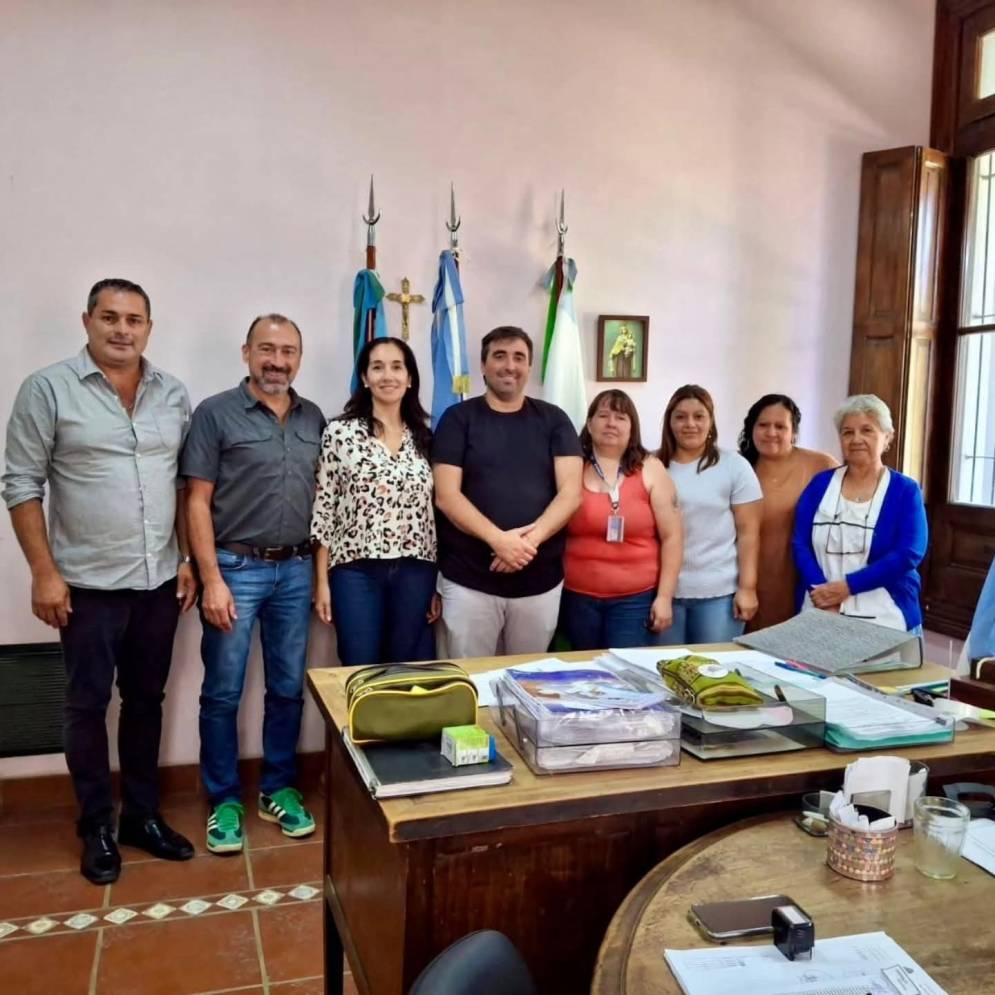 Consejeros, representes gremiales y administrativos confluyeron en una mesa de trabajo.