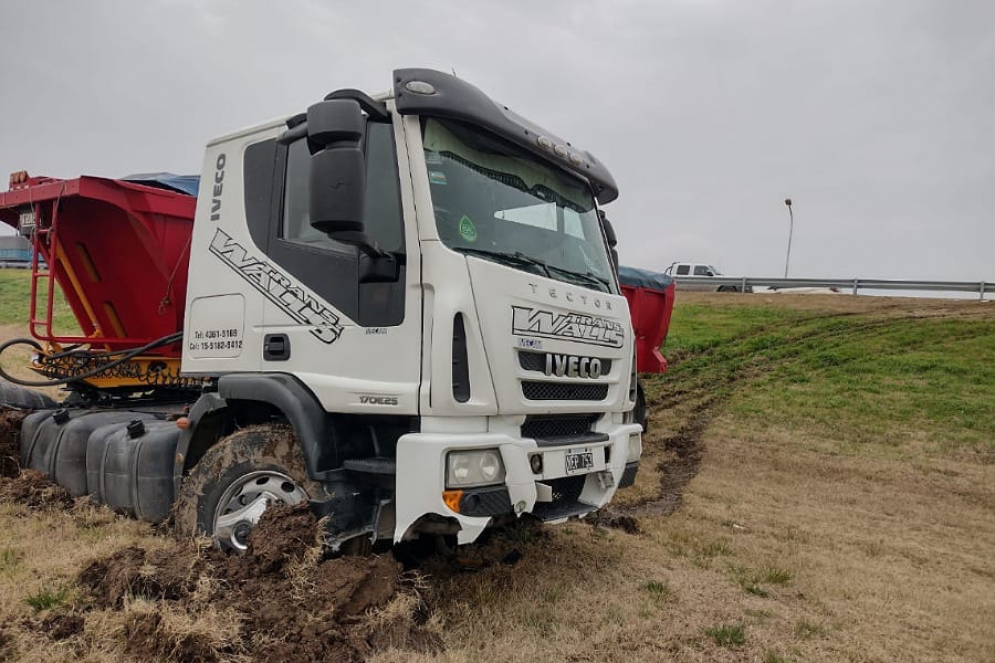 La formaci&oacute;n rompi&oacute; el guardarra&iacute;l.