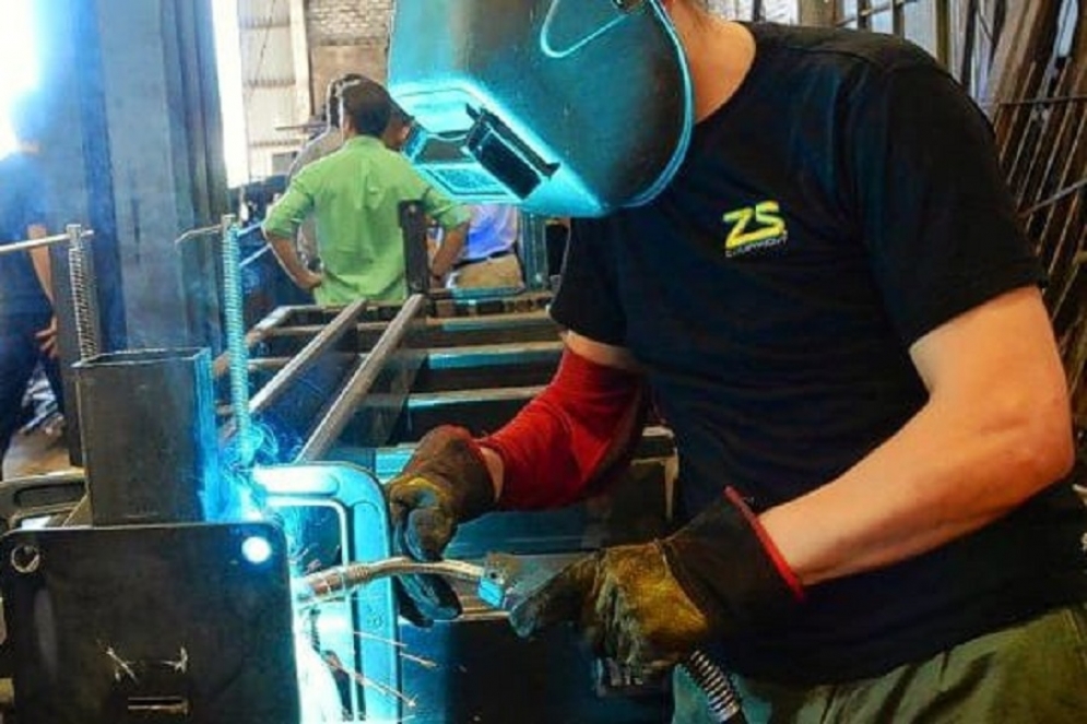 El Gobierno aument&oacute; a  18.000 pesos la asistencia para los sectores considerados cr&iacute;ticos.