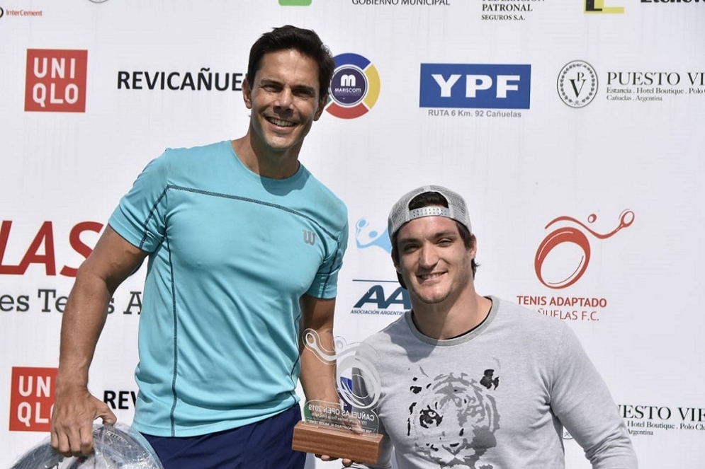 Gustavo Carneiro (Bra) junto a "Lobito" Fernandez.