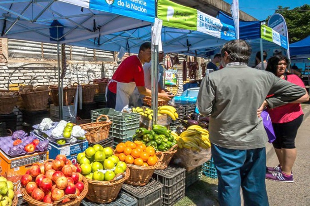 El mercado se instalar&aacute; en la Plaza 25 de Mayo del B&ordm; Libertad.