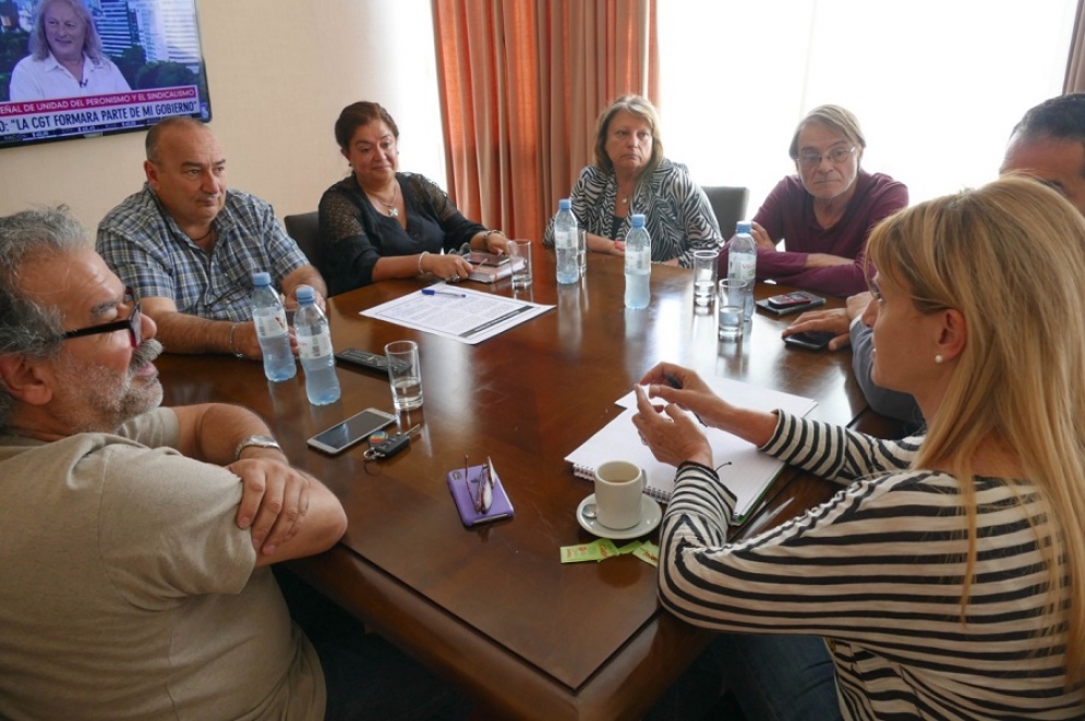 Cardozo adelant&oacute; el perfil de las medidas en la Fm88.1.