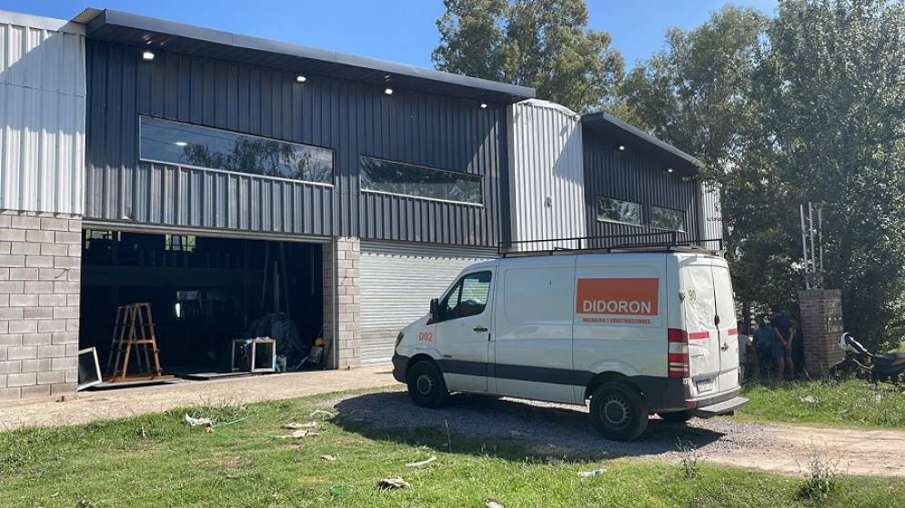 Fachada de la empresa.