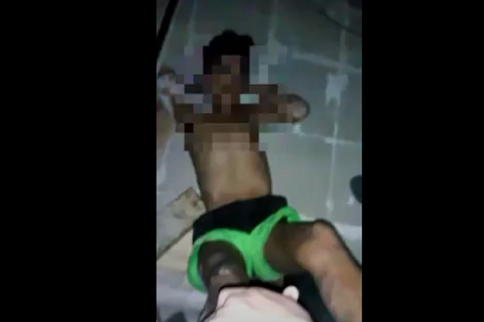 El ladr&oacute;n ya capturado por el due&ntilde;o del llugar. 