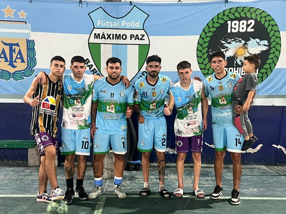 M&aacute;ximo Paz buscar&aacute; llegar a la final con Alex Morales (cuarto desde la izquierda) como figura.