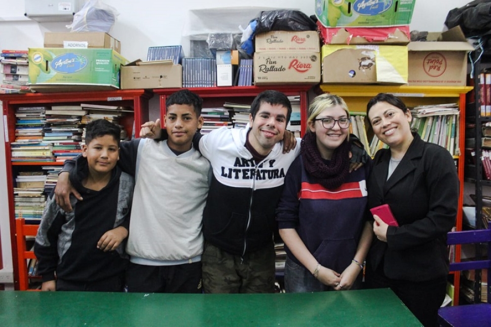 El cantautor de &ldquo;Soda Stereo&rdquo; se impuso por un solo voto sobre Mar&iacute;a Elena Walsh.