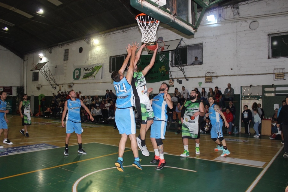 Juventud perdi&oacute; y se complica. 