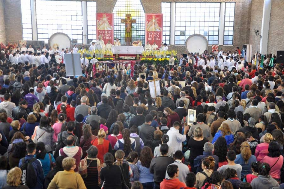 Ca&ntilde;uelas fue sede de la celebraci&oacute;n Diocesana del Corpus Christi